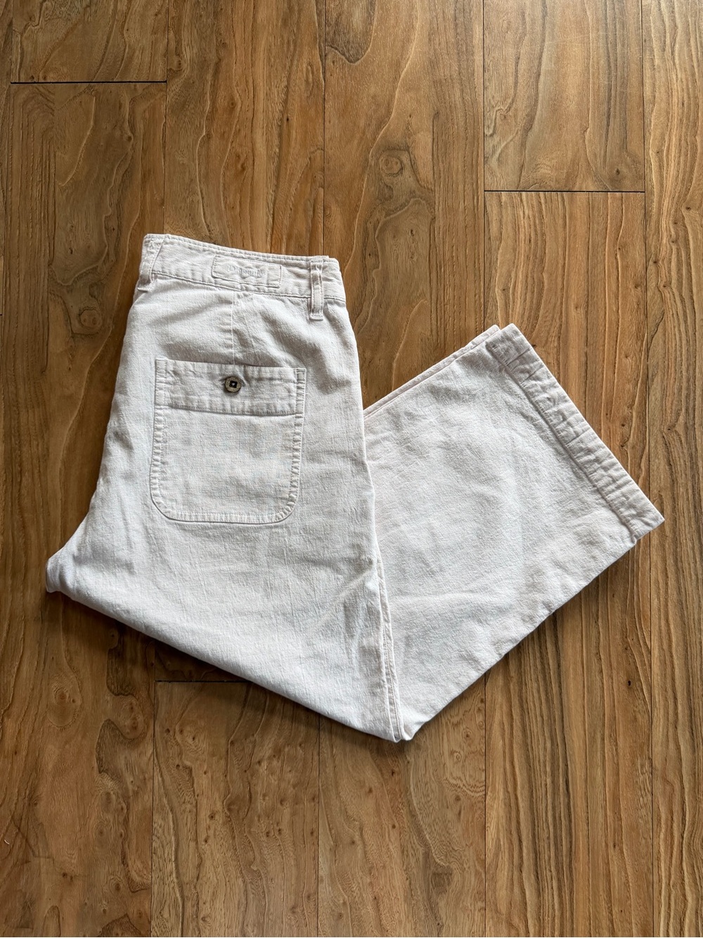 Patagonia wide leg capri pants
